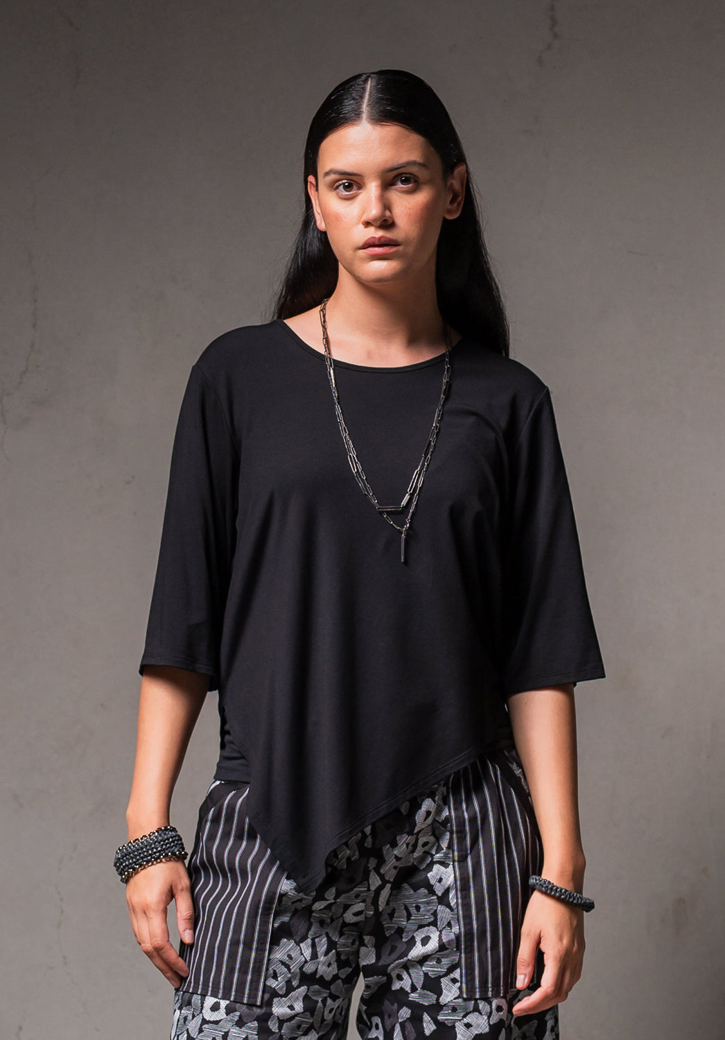 Dana top black bamboo