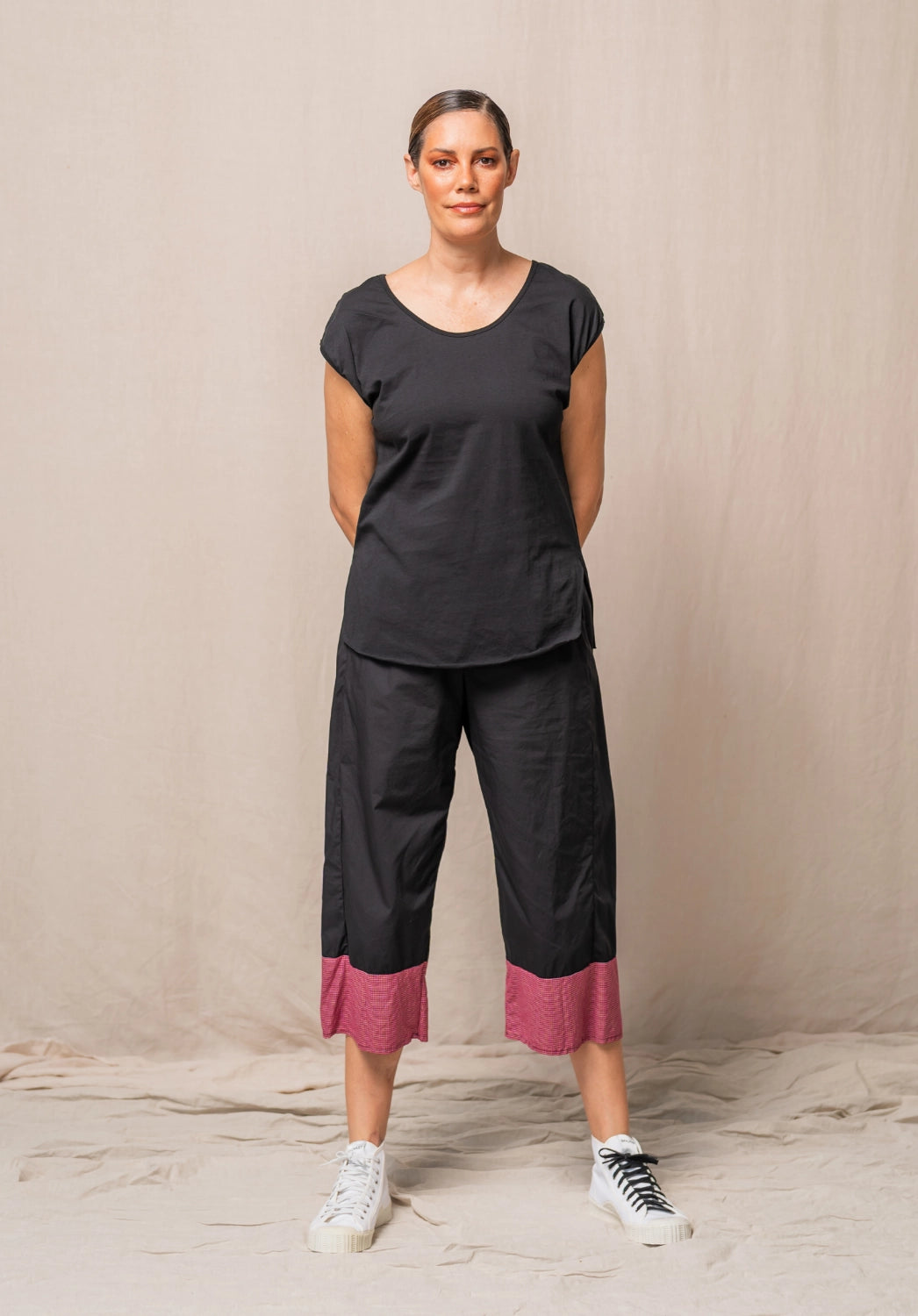 Dusk top black organic cotton