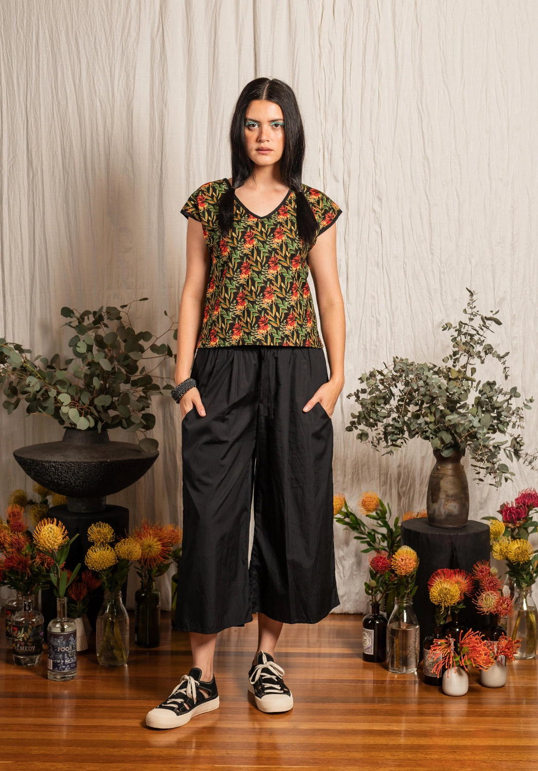 Moonflower top Floral Print Black