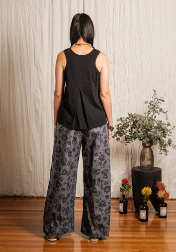 Abby top black organic cotton