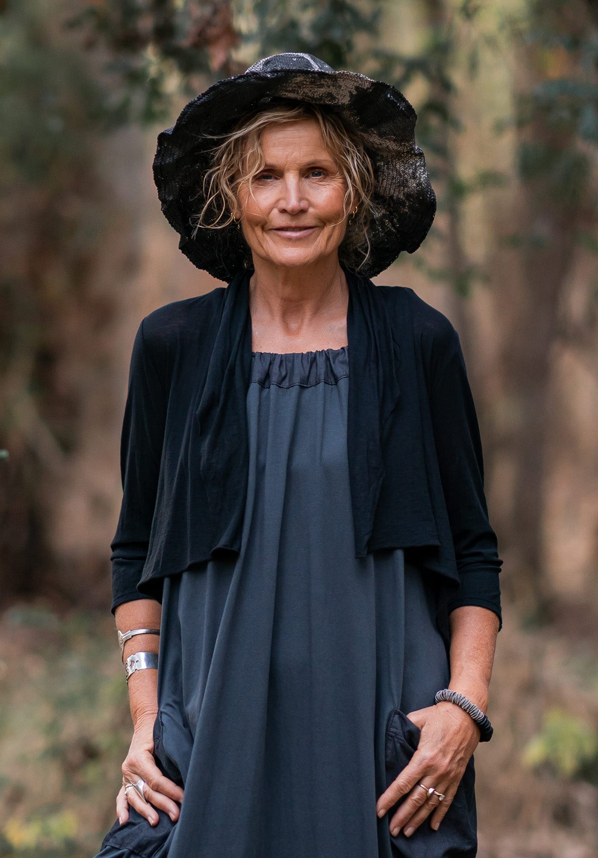 Ester cardi black superfine cotton