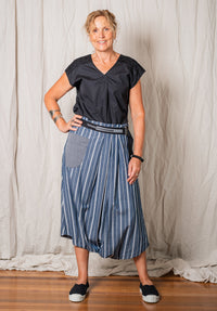 Juxtapose top black cotton