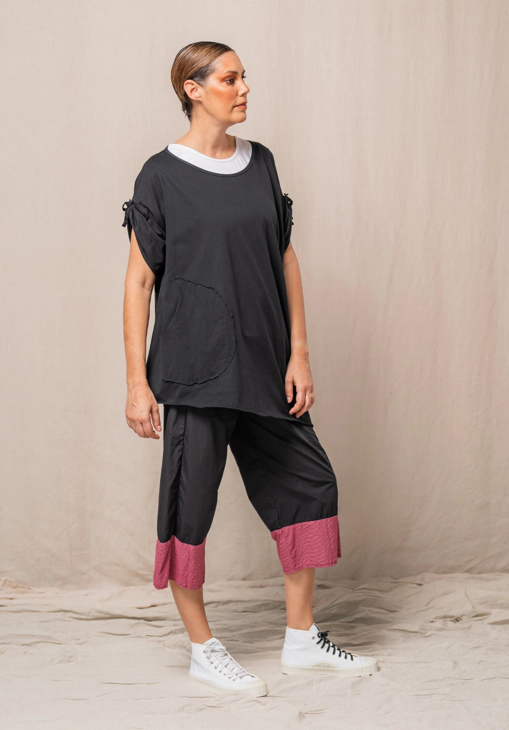 Lore tee black