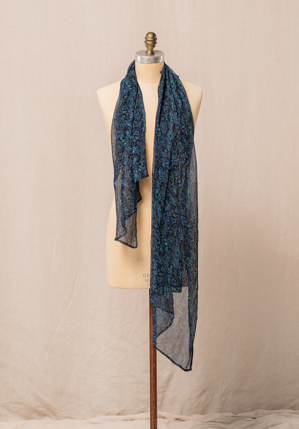 Night Lotus Scarf