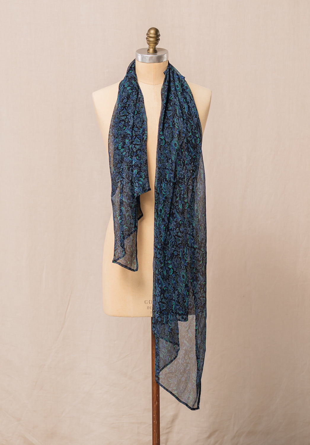 Night Lotus Scarf