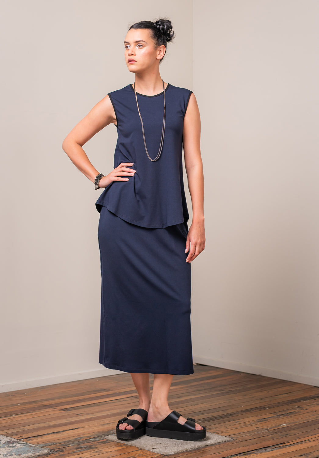 Thea skirt ink bamboo