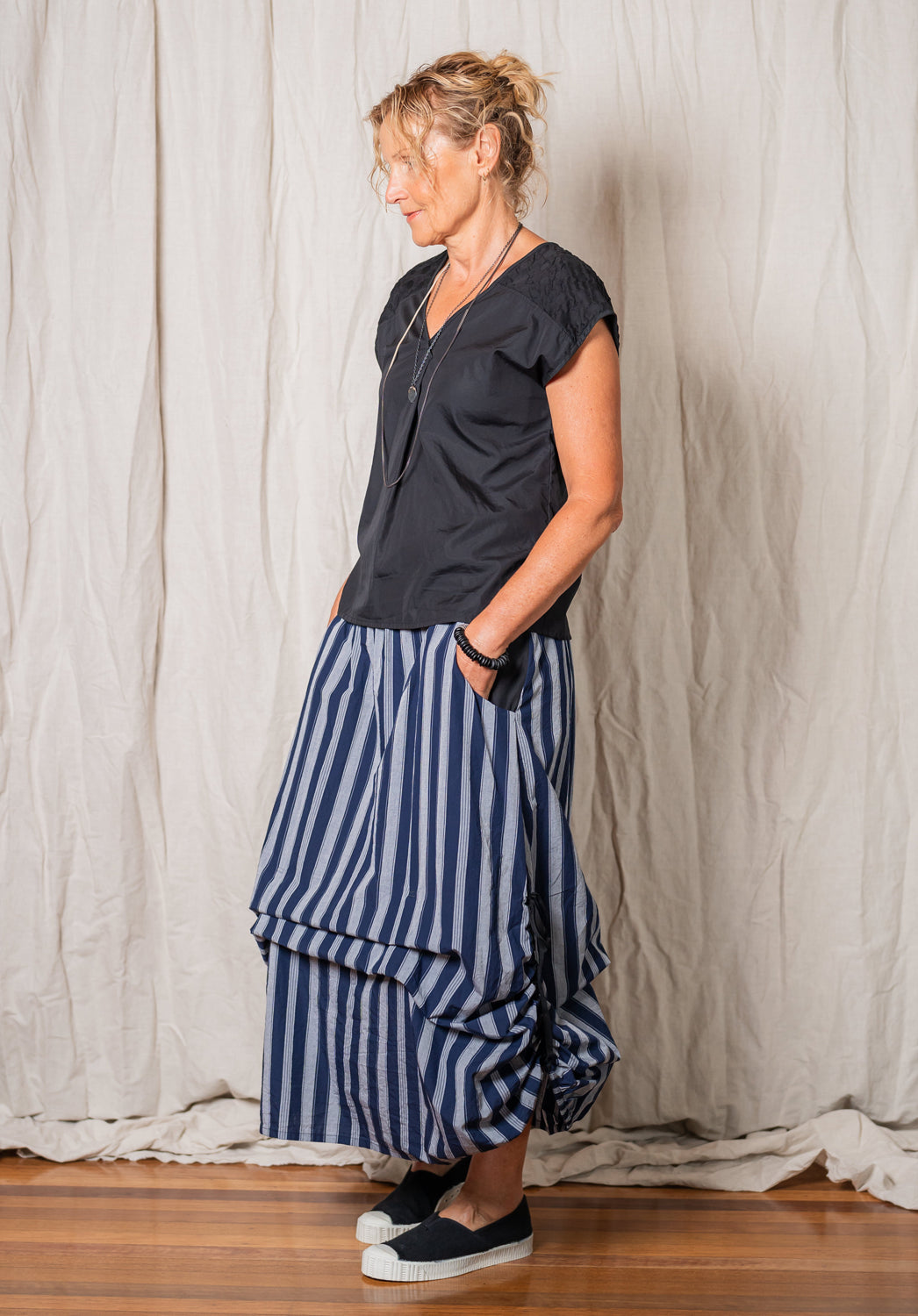 Juxtapose top black cotton