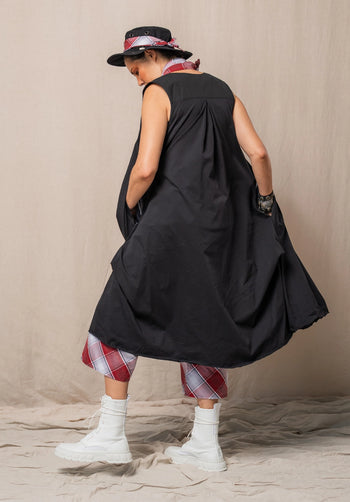 wanderer vest made in brisbane, ethical clothing australia