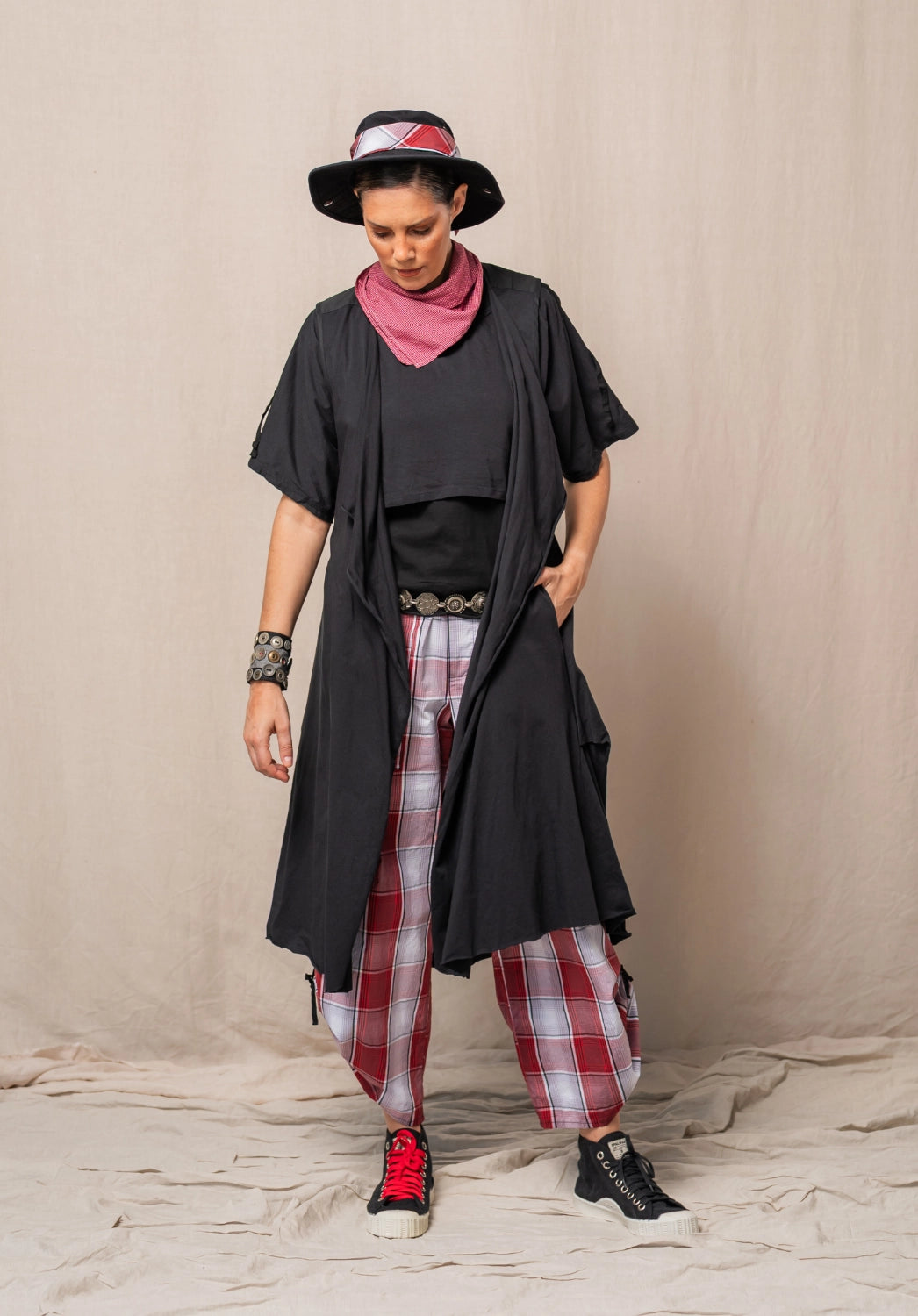 Aura top black organic cotton