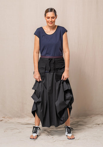 Willow skirt graphite