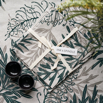 Silky Oak Linen Napkins (set of 4)