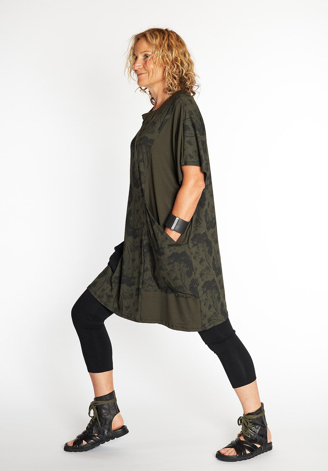 Womens leggings AU, australian made fashion, australian fashion designer, online womens boutique, australian fashion boutique, ethical clothing australia, bamboo leggings