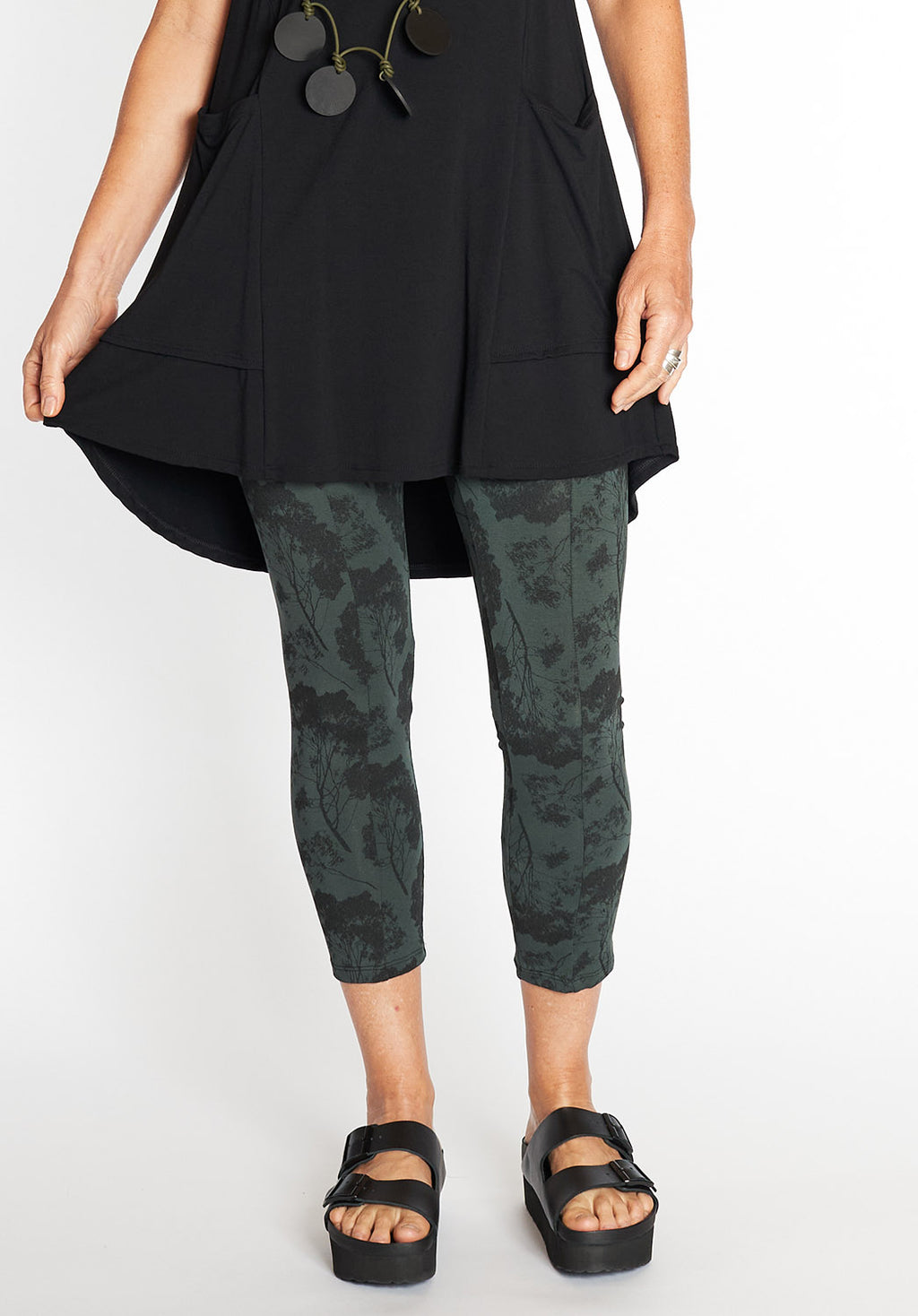 bamboo fashion online, australian fashion designer, designer fashion online, australian womens fashion, printed bamboo leggings online, bamboo boutique leggings, australian boutique fashion